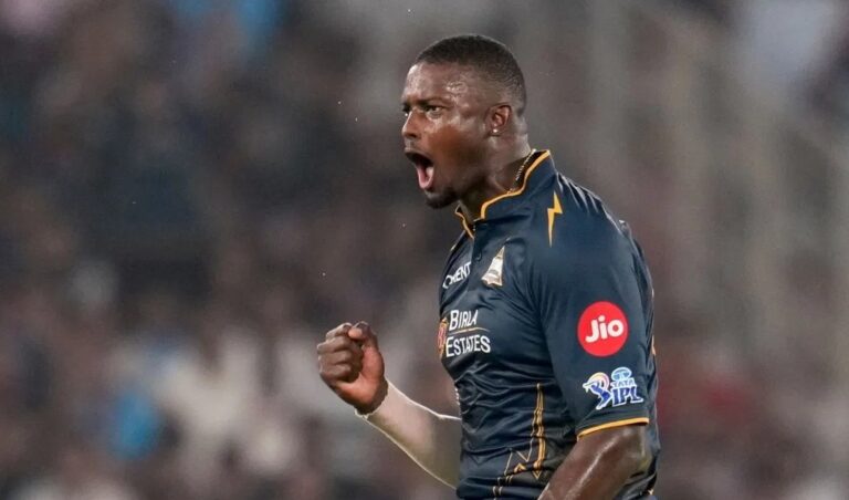Jason Holder 4 wickets IPL 2026